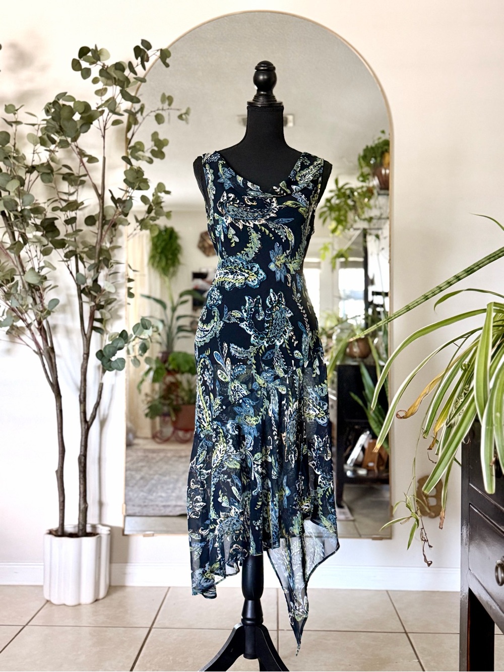 Vintage Y2K Connected Apparel Beaded Paisley Handkerchief Hem Sheer Midi Dress M
